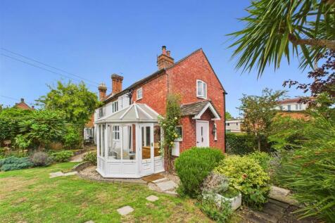 White House, Atch Lench Road, Church... 3 bed semi