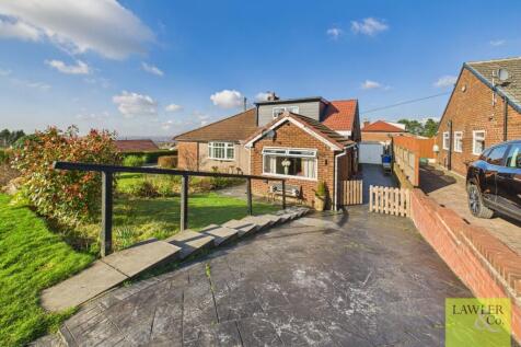 3 bedroom semi-detached bungalow for sale