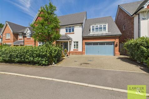 5 bedroom detached house for sale