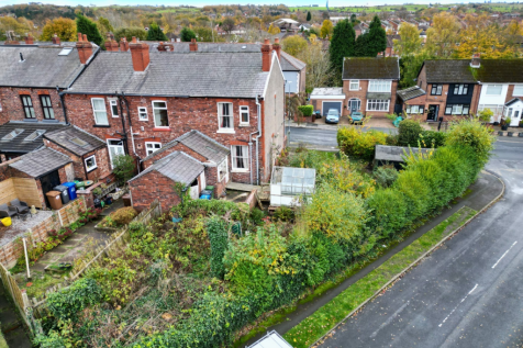 2 bedroom end of terrace house for sale