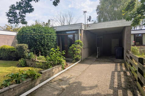 2 bedroom semi-detached bungalow for sale