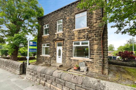 4 bedroom end of terrace house for sale