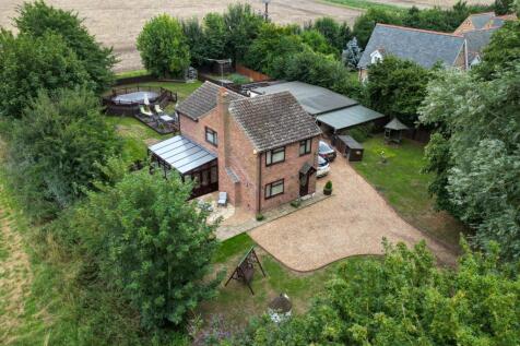Hundred Foot Bank, Ely CB6 4 bed detached house for sale