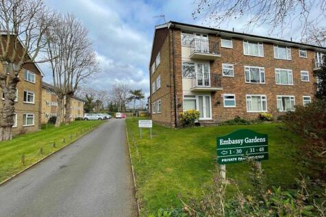 3 bedroom flat for sale