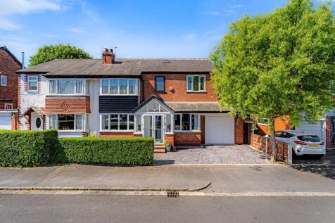 6 bedroom semi-detached house for sale