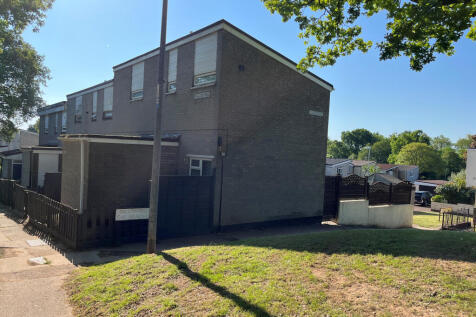 3 bedroom end of terrace house for sale