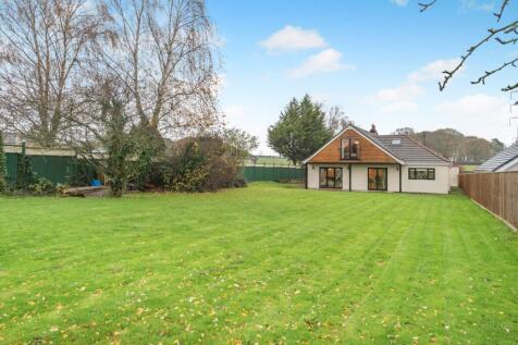 Honiton Road, Cullompton, EX15 3 bed detached house for sale