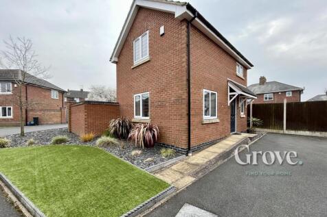 Laymoor Drive, Halesowen 2 bed detached house for sale