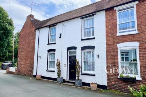 Mushroom Green, Dudley 2 bed terraced house for sale