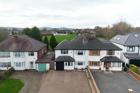 4 bedroom semi-detached house for sale