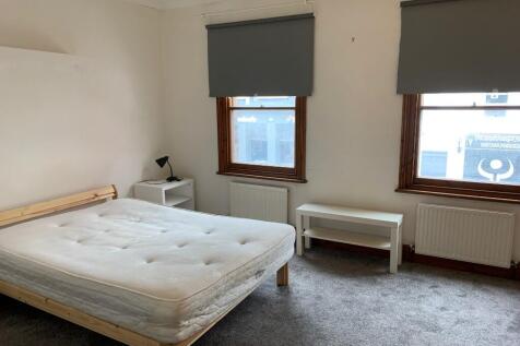3 bedroom flat for sale