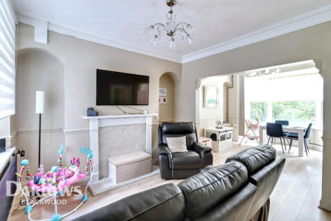 Bargoed CF81 3 bed terraced house for sale