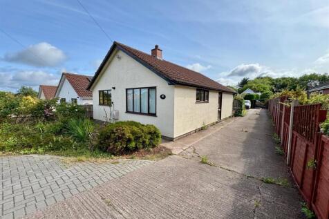 2 bedroom detached bungalow for sale