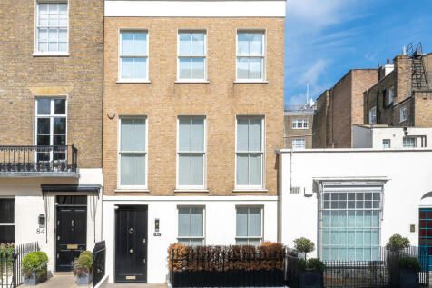 4 bedroom terraced house for sale