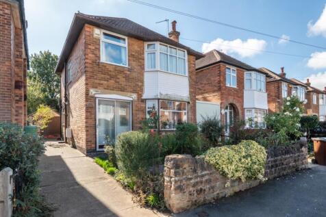 Runswick Drive, Wollaton NG8 3 bed detached house for sale