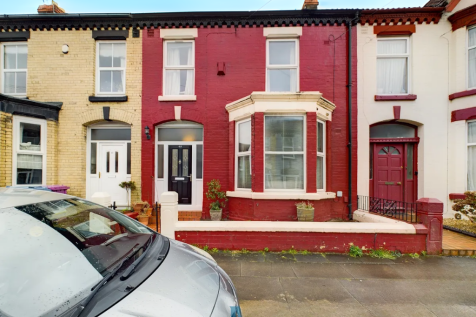 6 bedroom terraced house for sale