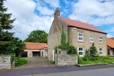 Pickering, North Yorkshire 3 bed detached house for sale