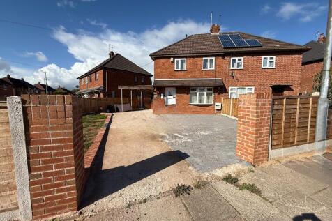 2 bedroom semi-detached house for sale