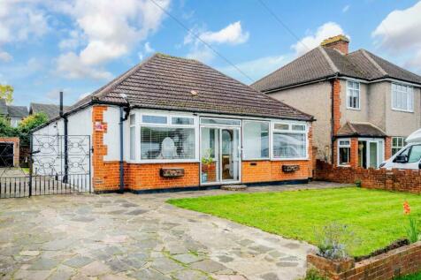 3 bedroom detached bungalow for sale