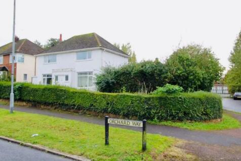 Orchard Way, Luton, Bedfordshire 3 bed detached house for sale