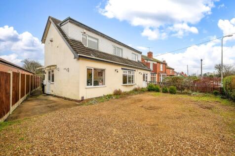 Moor Lane, North Hykeham, LN6 5 bed detached house for sale