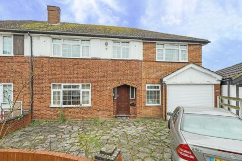 6 bedroom semi-detached house for sale