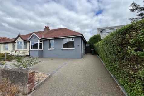 3 bedroom semi-detached bungalow for sale