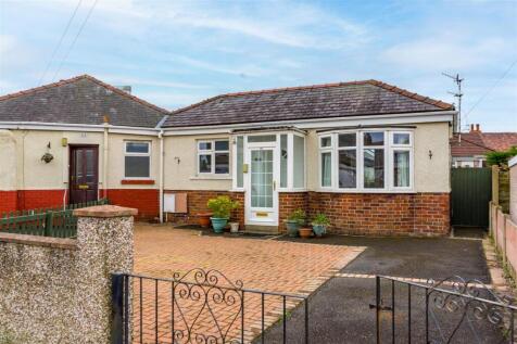 1 bedroom terraced bungalow for sale