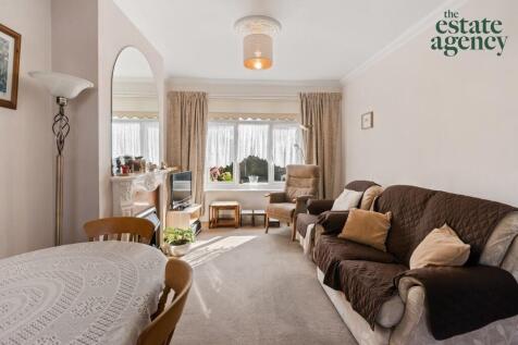 3 bedroom semi-detached bungalow for sale
