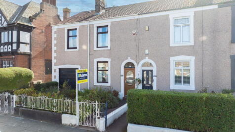 4 bedroom end of terrace house for sale