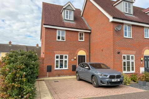 3 bedroom end of terrace house for sale