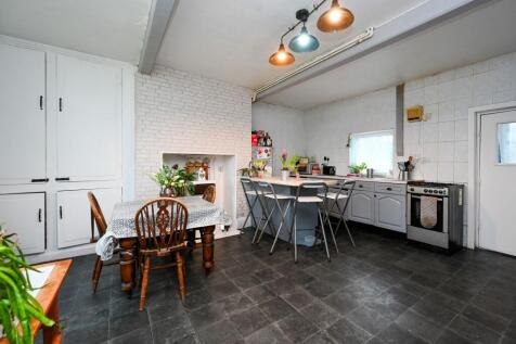 4 bedroom house for sale