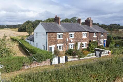 2 bedroom cottage for sale
