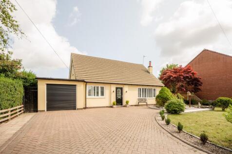 4 bedroom detached bungalow for sale