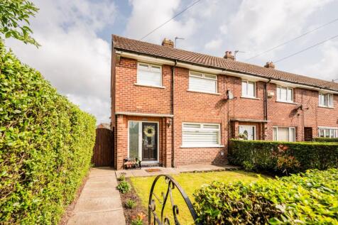 3 bedroom terraced house for sale