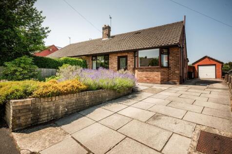 3 bedroom semi-detached bungalow for sale