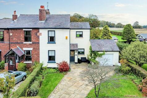 2 bedroom semi-detached house for sale