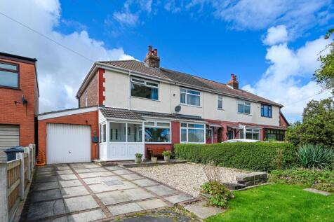 2 bedroom semi-detached house for sale