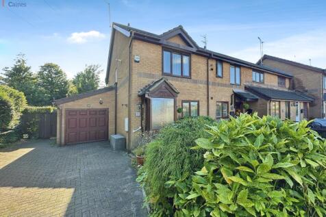 Heol Ewenny, Pencoed, Bridgend... 2 bed semi
