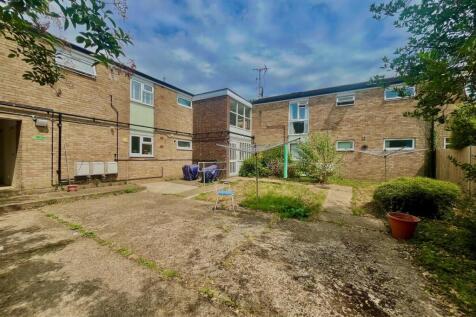 Mildmay Road, Stevenage, Hertfordshire 1 bed flat for sale