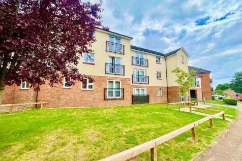Gray Court, Stevenage 2 bed apartment for sale