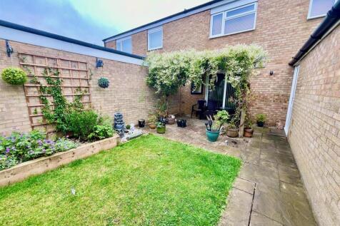 Bude Crescent, Stevenage 3 bed terraced house for sale