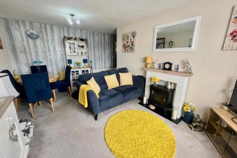 Prestatyn Close, Stevenage 1 bed flat for sale