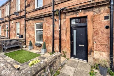 1 bedroom ground floor flat for sale
