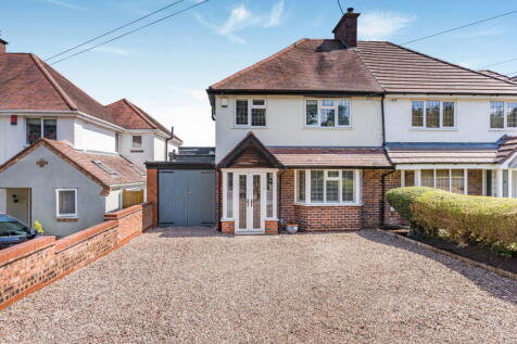 3 bedroom semi-detached house for sale