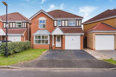 4 bedroom detached house for sale