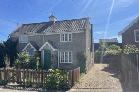 2 bedroom semi-detached house for sale