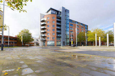 3 Princess Way, Swansea, SA1 Studio for sale