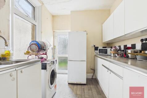 Neath Road, Hafod, Swansea, SA1 2 bed terraced house for sale