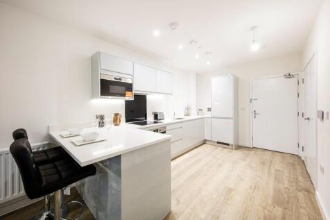 Studio flat for sale